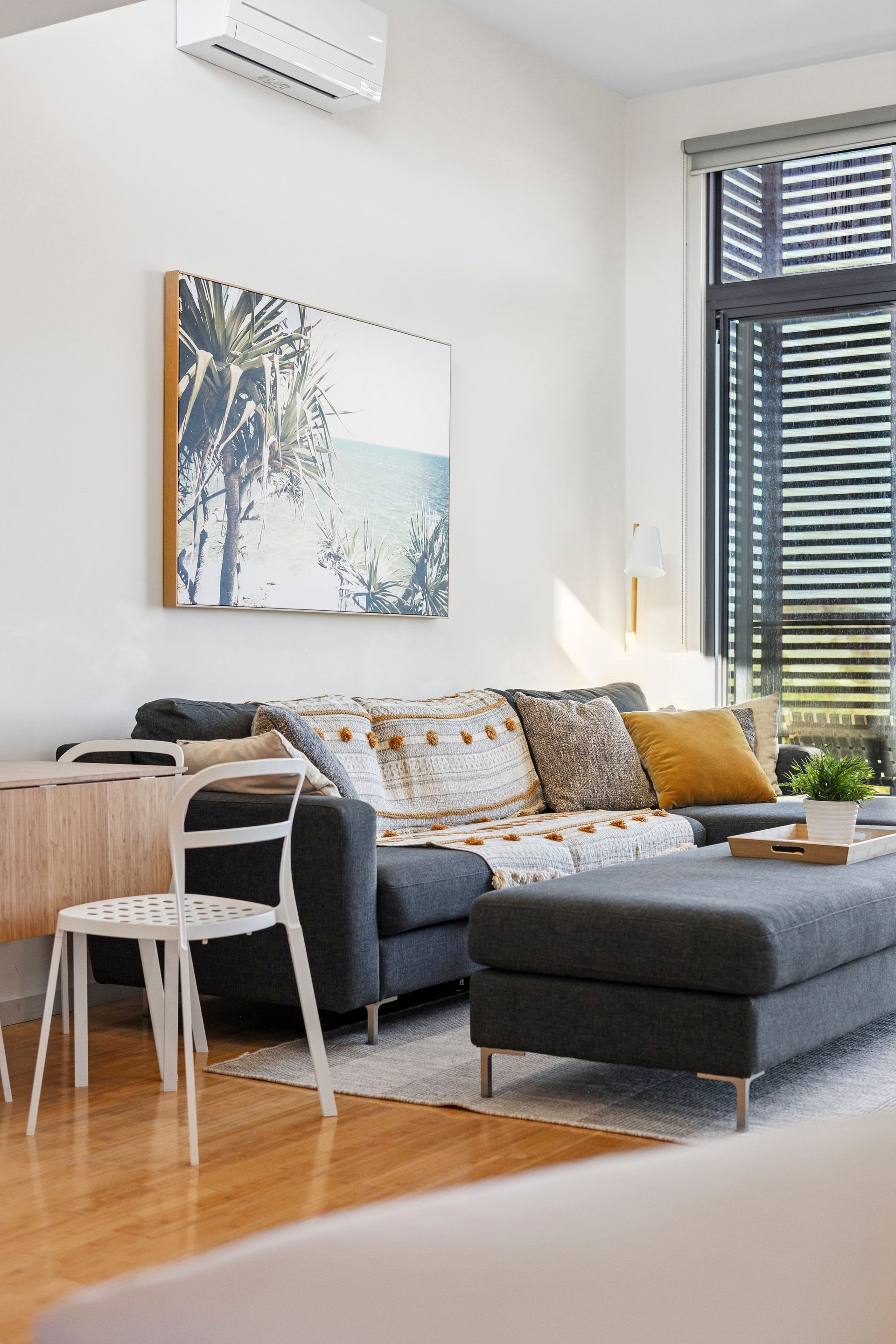 Furnished 2 Bedroom Apartment in Aireys Inlet