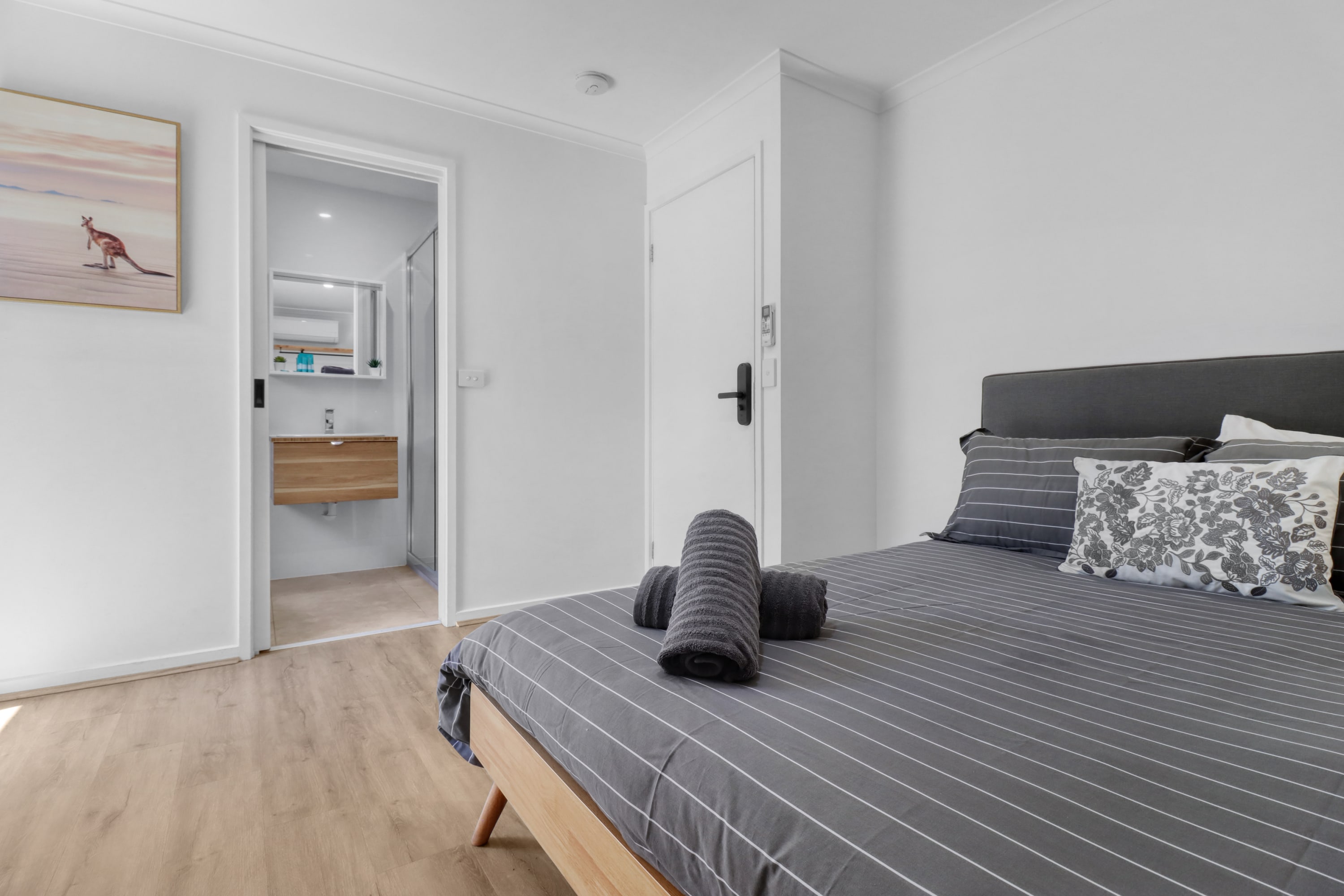 Furnished 1 Bedroom Apartment in Grovedale