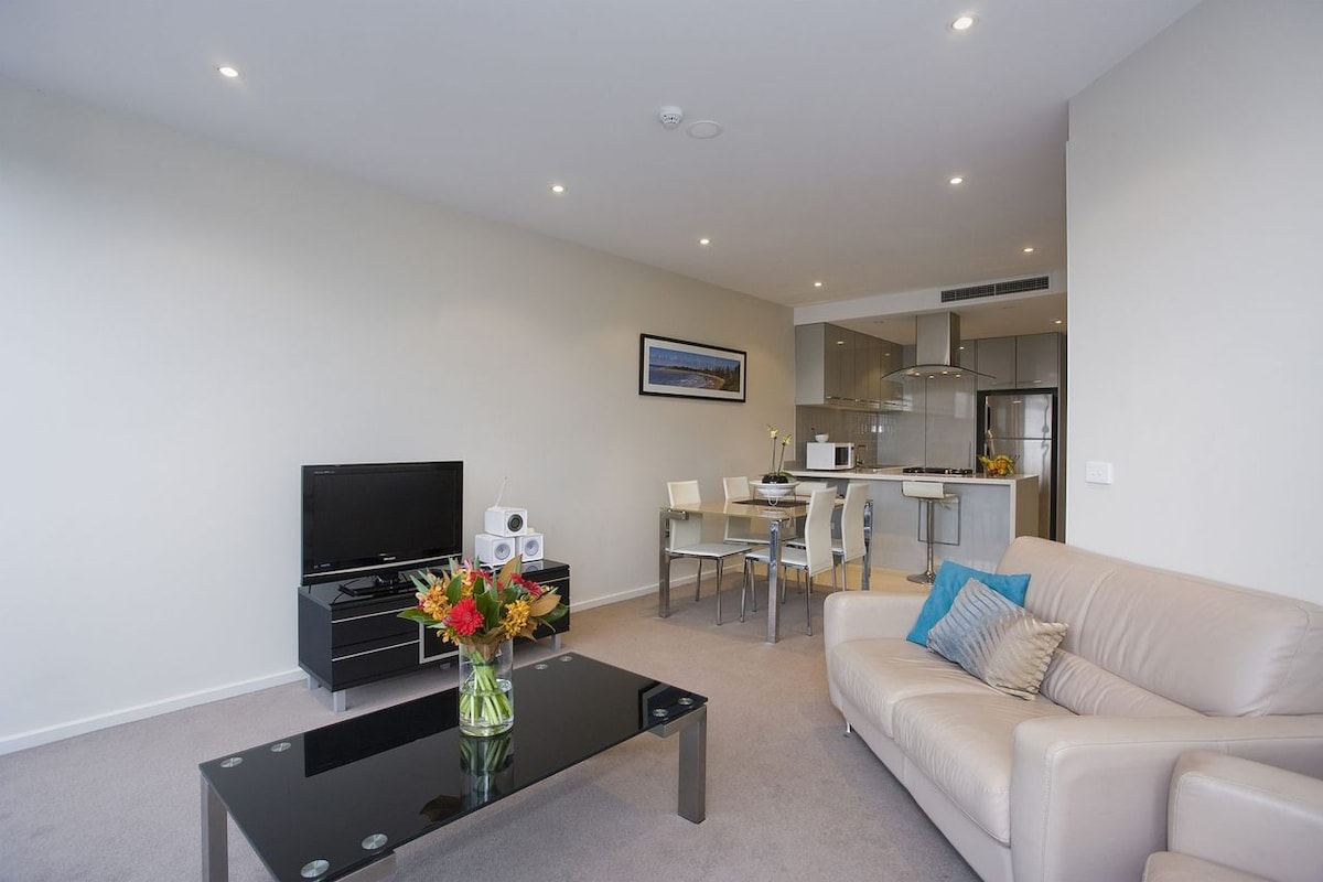 Furnished 2 Bedroom Apartment in Torquay
