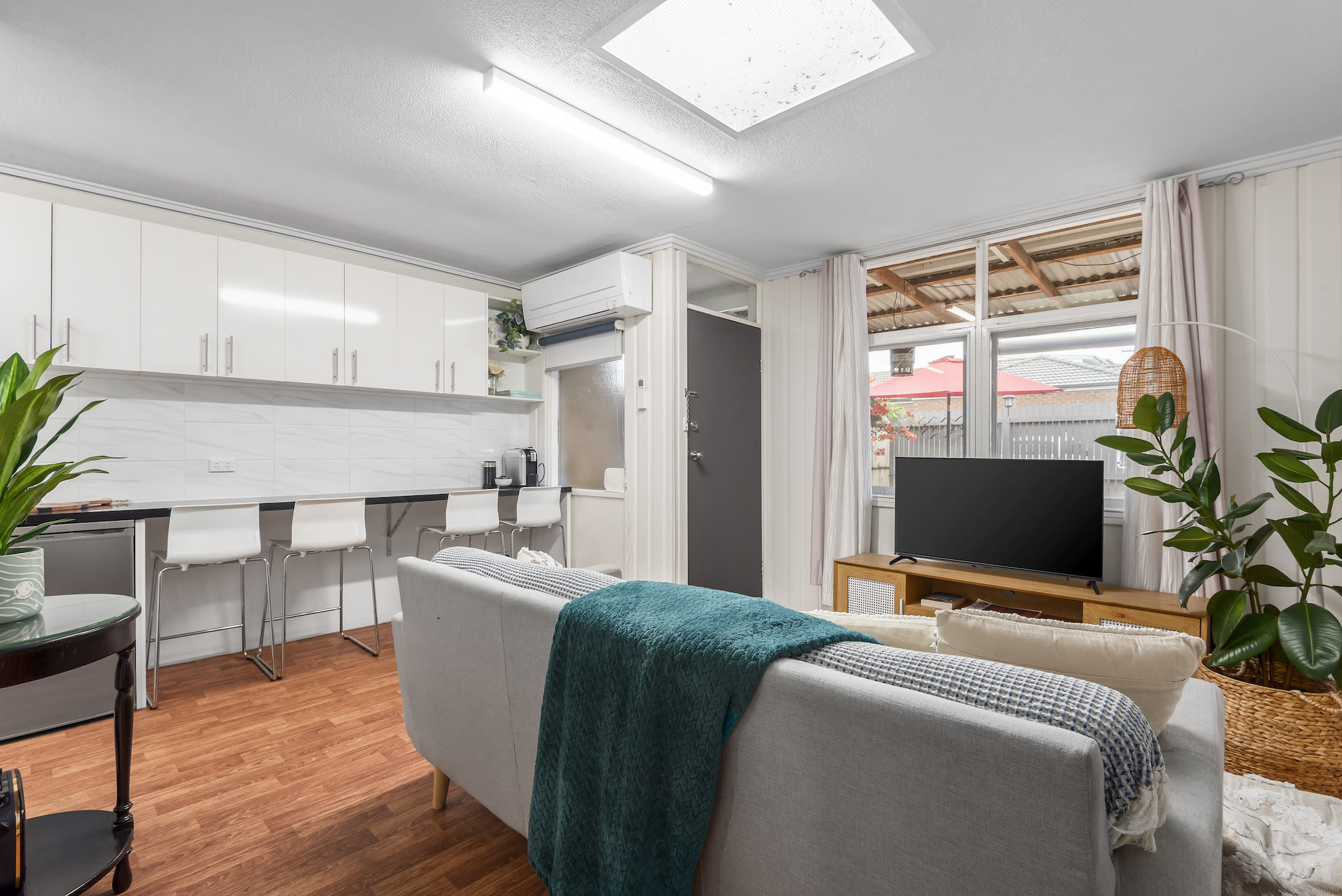 Furnished 2 Bedroom Apartment in Ocean Grove
