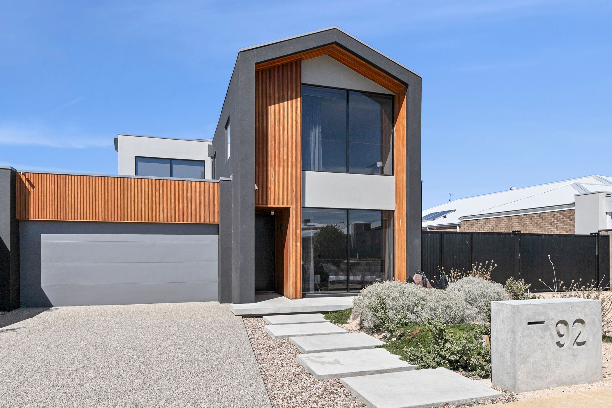 Furnished 5 Bedroom House in Ocean Grove