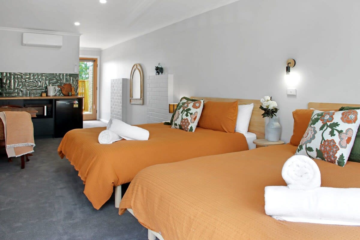 Furnished 1 Bedroom Rental in Highton