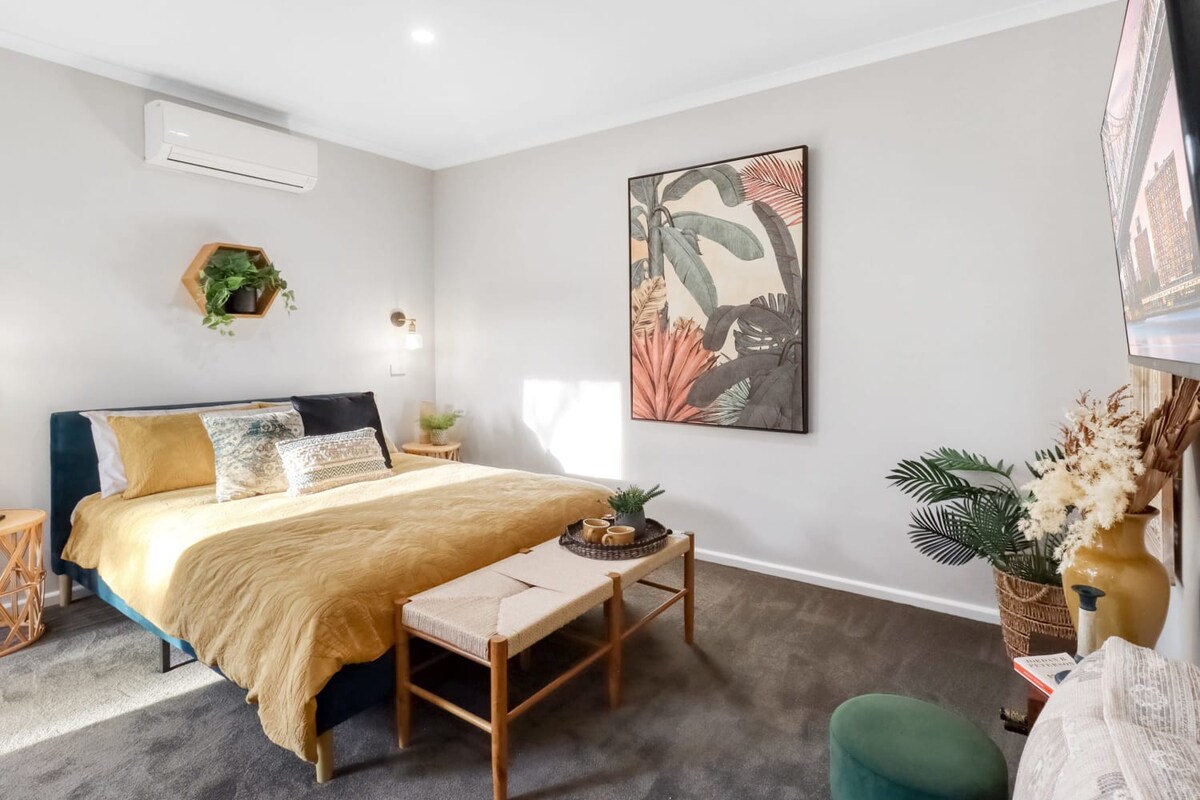 Furnished 1 Bedroom Apartment in Highton
