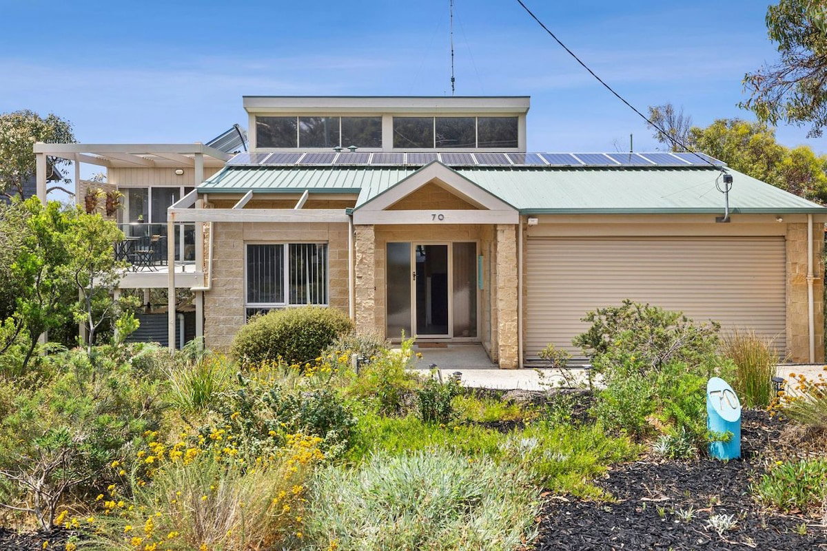 Furnished 4 Bedroom House in Fairhaven