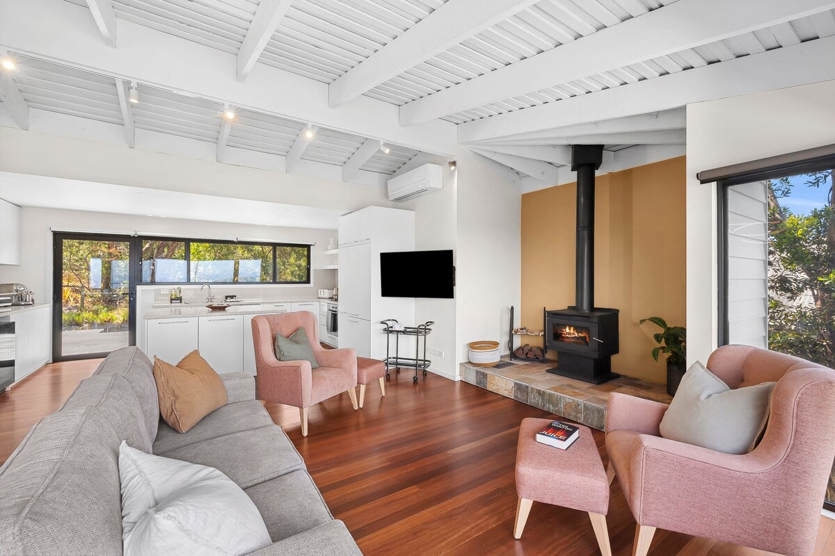 Furnished 4 Bedroom Apartment in Fairhaven