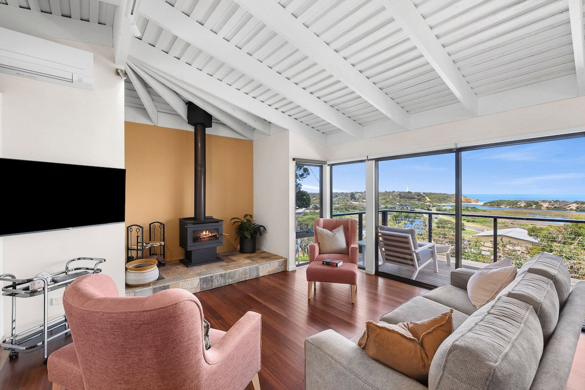 Furnished 4 Bedroom Apartment in Fairhaven