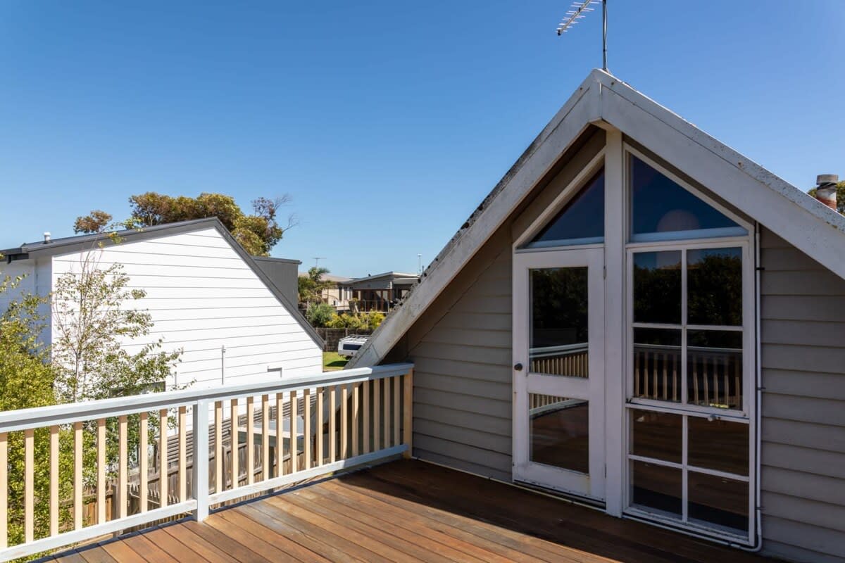 Furnished 2 Bedroom House in Ocean Grove