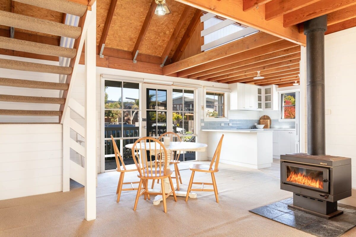 Furnished 2 Bedroom Rental in Ocean Grove
