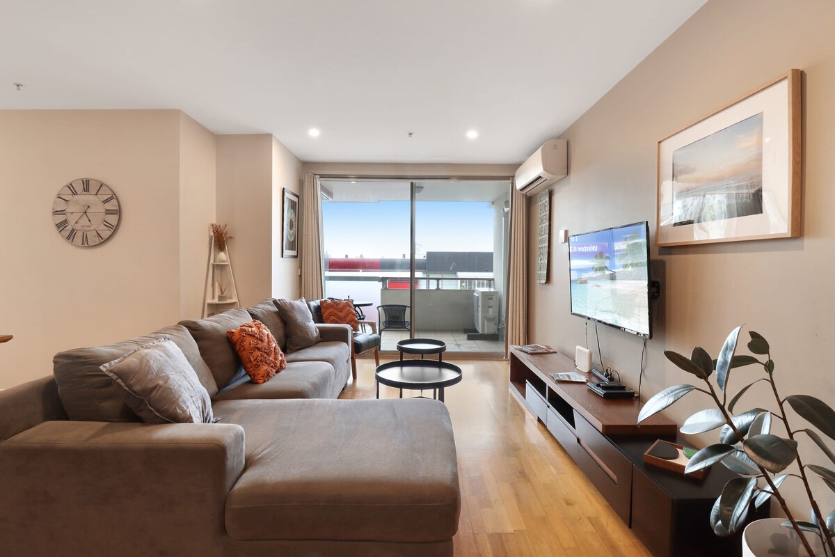 Furnished 2 Bedroom Apartment in Geelong