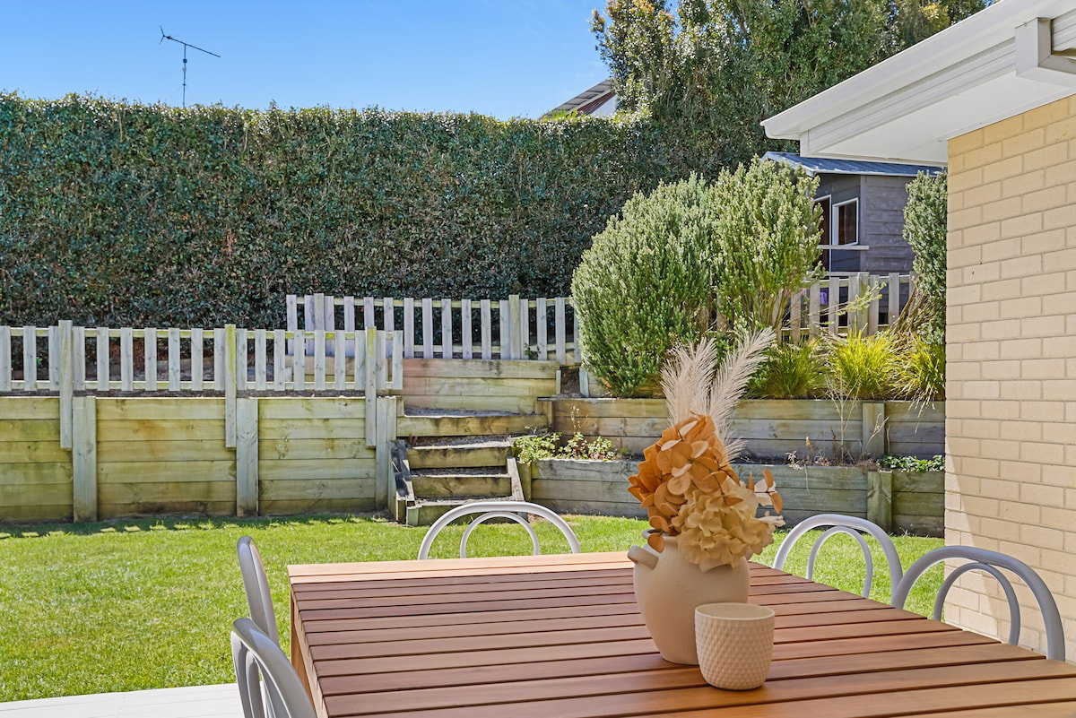 Furnished 4 Bedroom House in Torquay