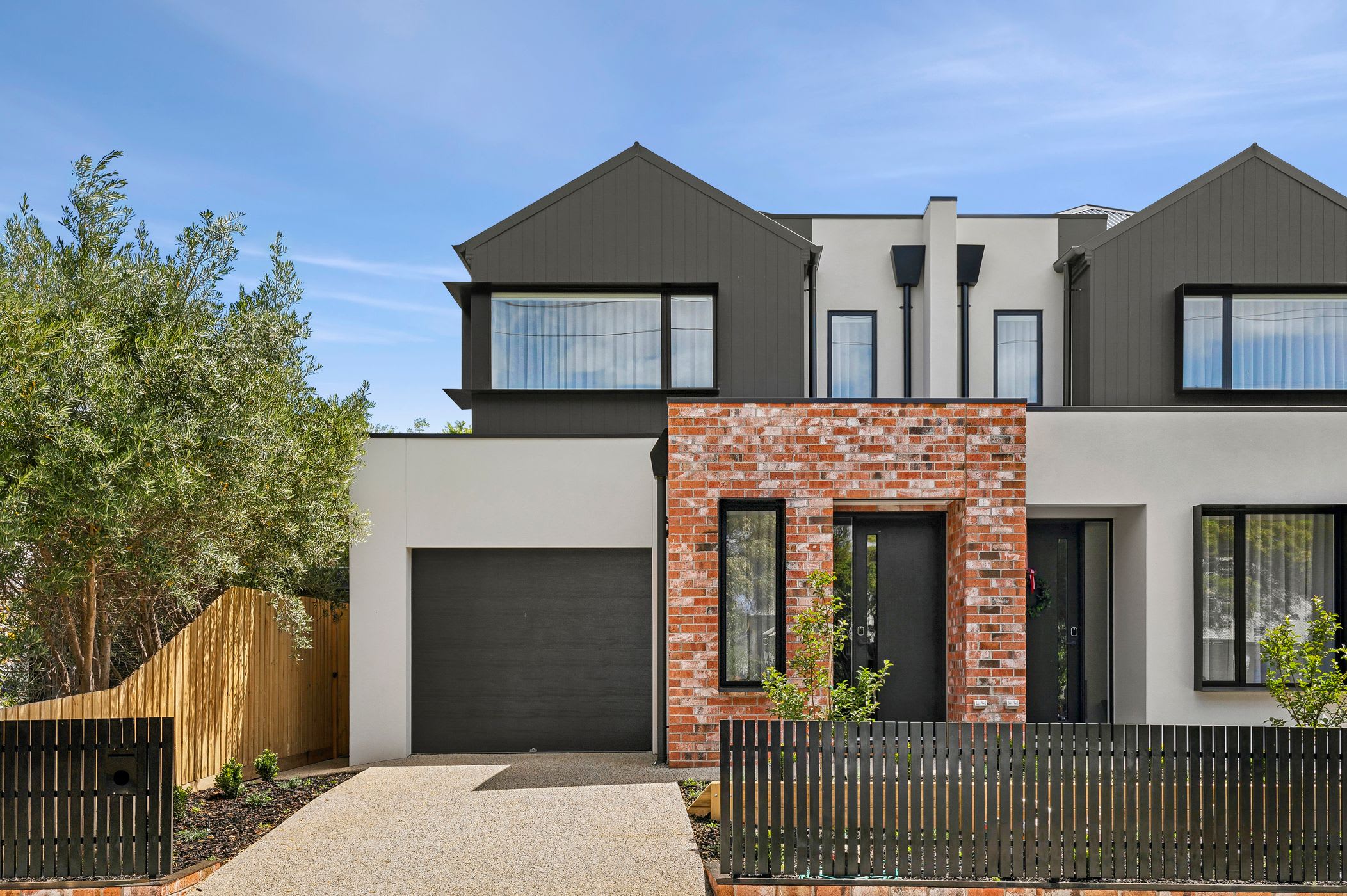 Furnished 4 Bedroom Rental in Rippleside