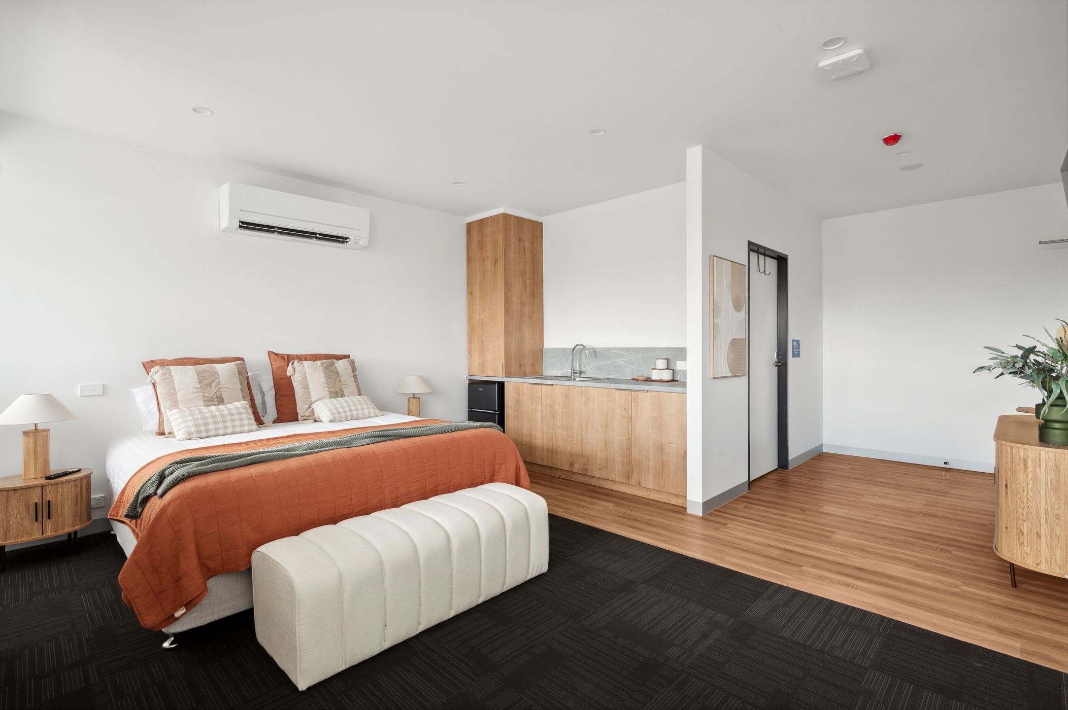 Furnished 1 Bedroom Rental in Geelong