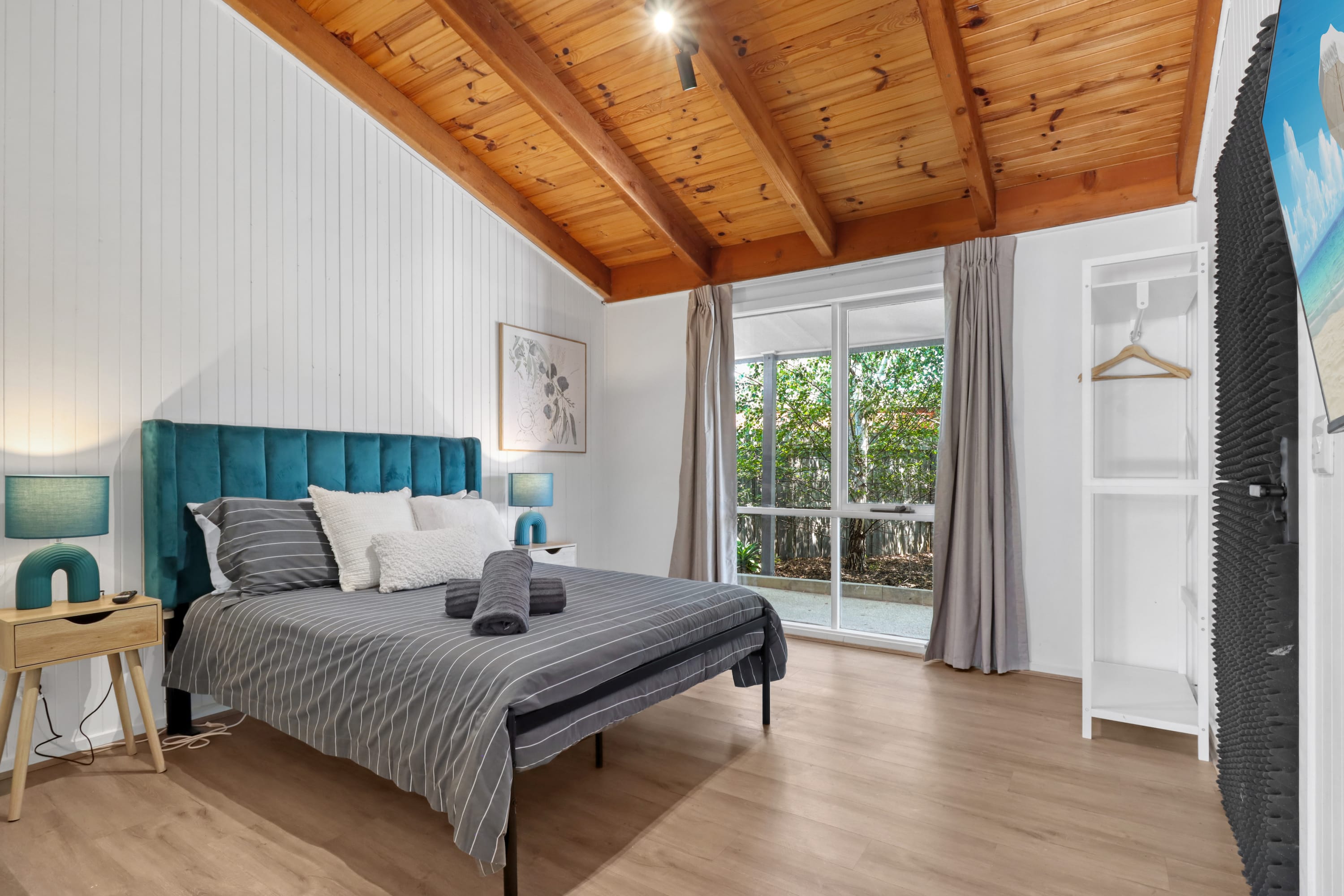 Furnished 1 Bedroom Rental in Grovedale