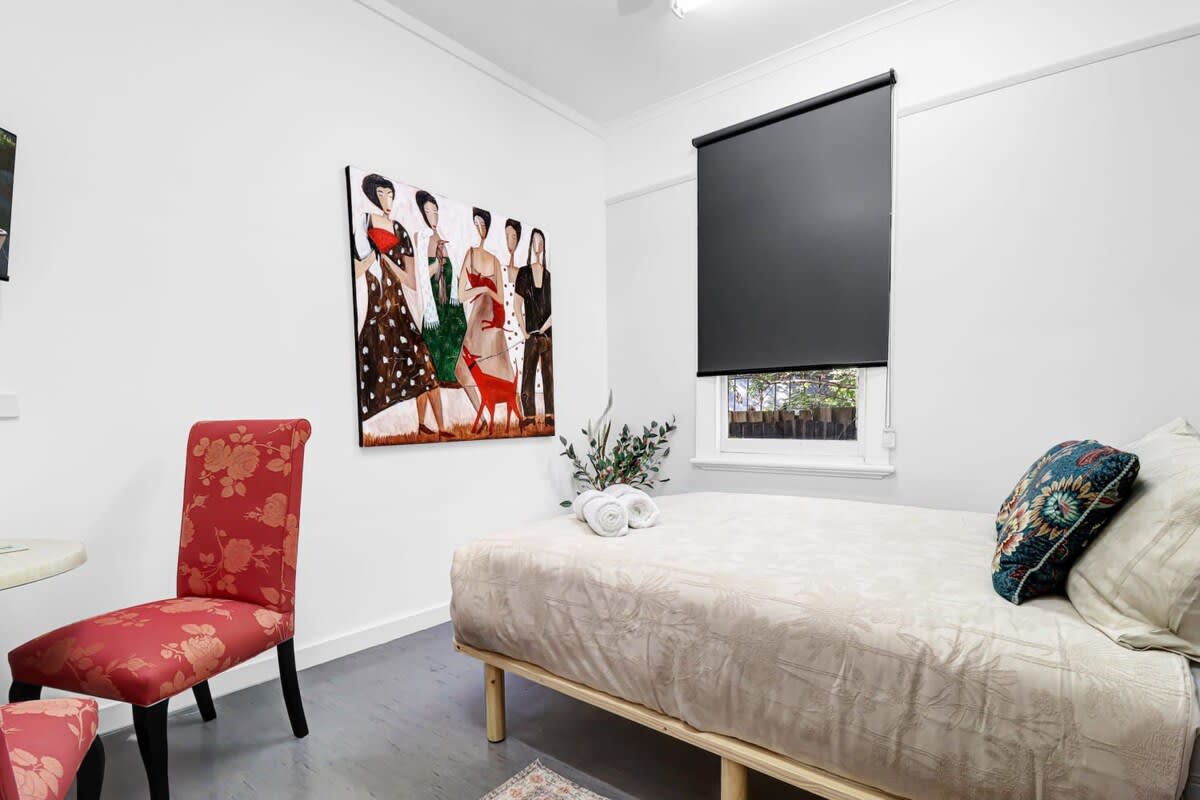 Furnished 1 Bedroom Rental in Belmont