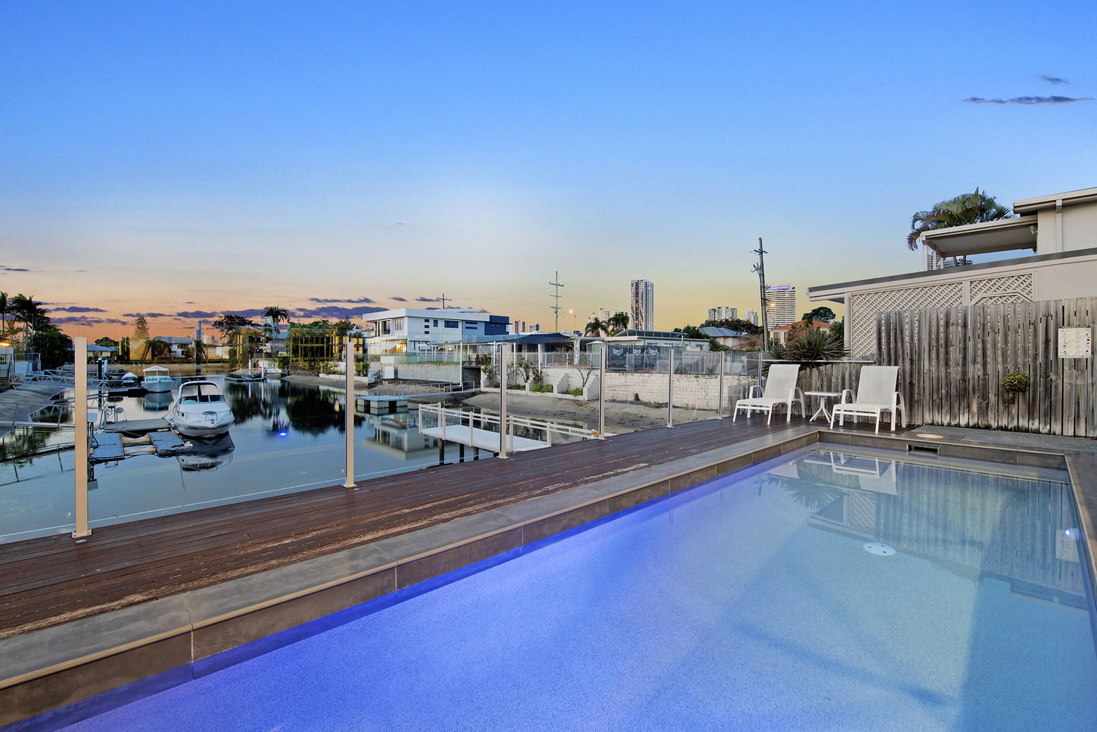 Furnished 5 Bedroom House in Broadbeach Waters
