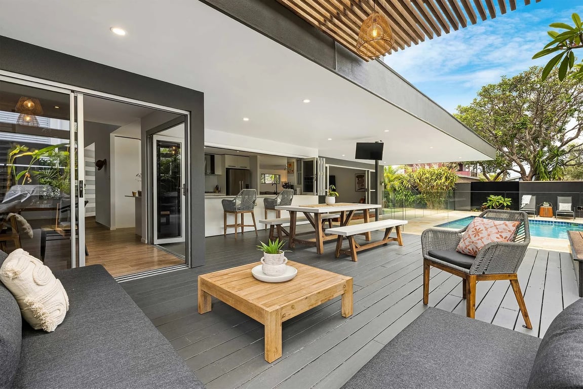 Furnished 5 Bedroom House in Casuarina
