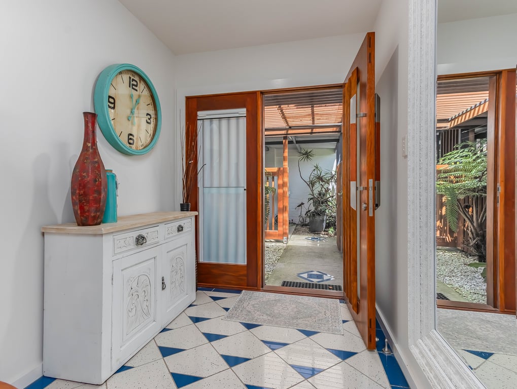 Furnished 3 Bedroom House in Fingal Head