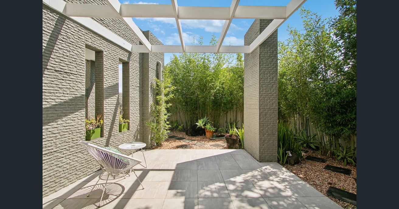 Furnished 4 Bedroom House in Kingscliff