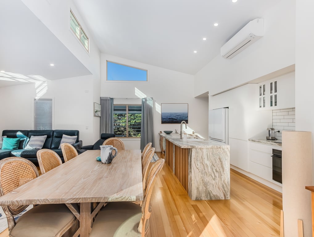 Furnished 5 Bedroom House in Casuarina