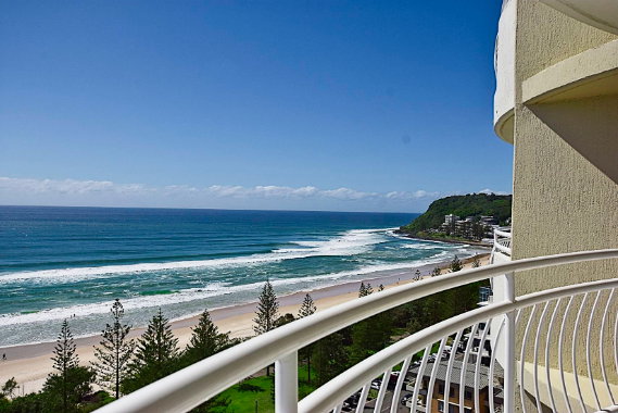 Furnished 2 Bedroom House in Burleigh Heads