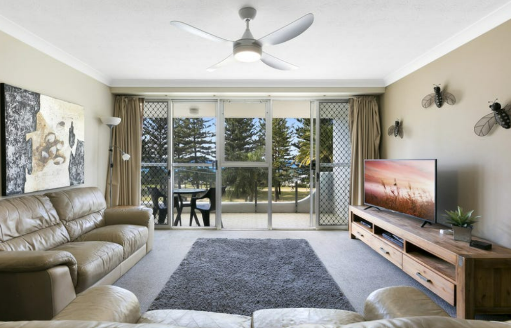 Furnished 2 Bedroom House in Burleigh Heads