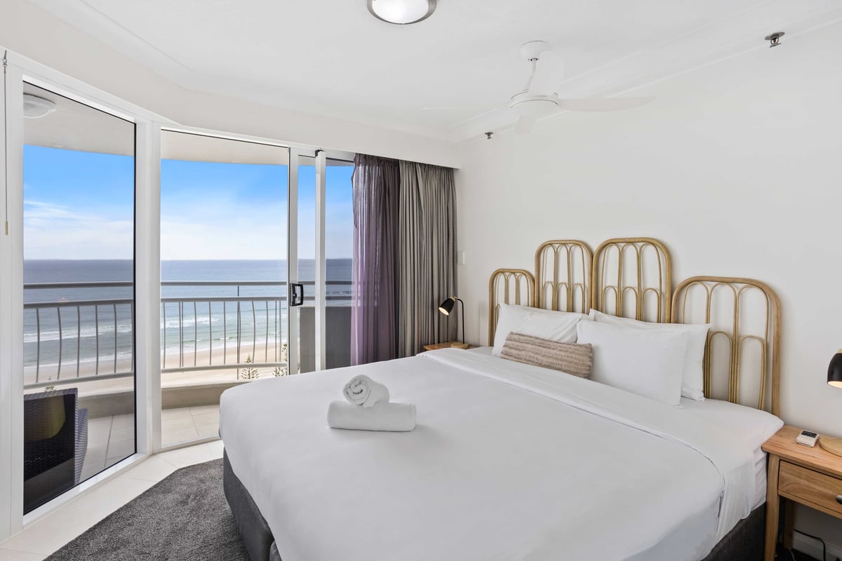 Furnished 2 Bedroom House in Burleigh Heads