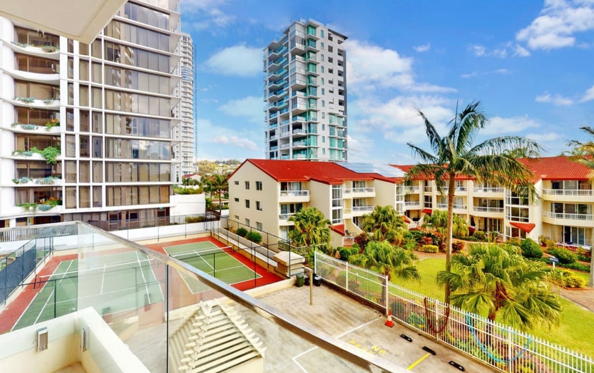 Furnished 2 Bedroom House in Burleigh Heads