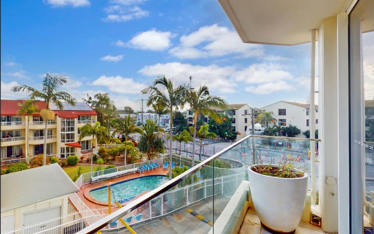Furnished 2 Bedroom House in Burleigh Heads