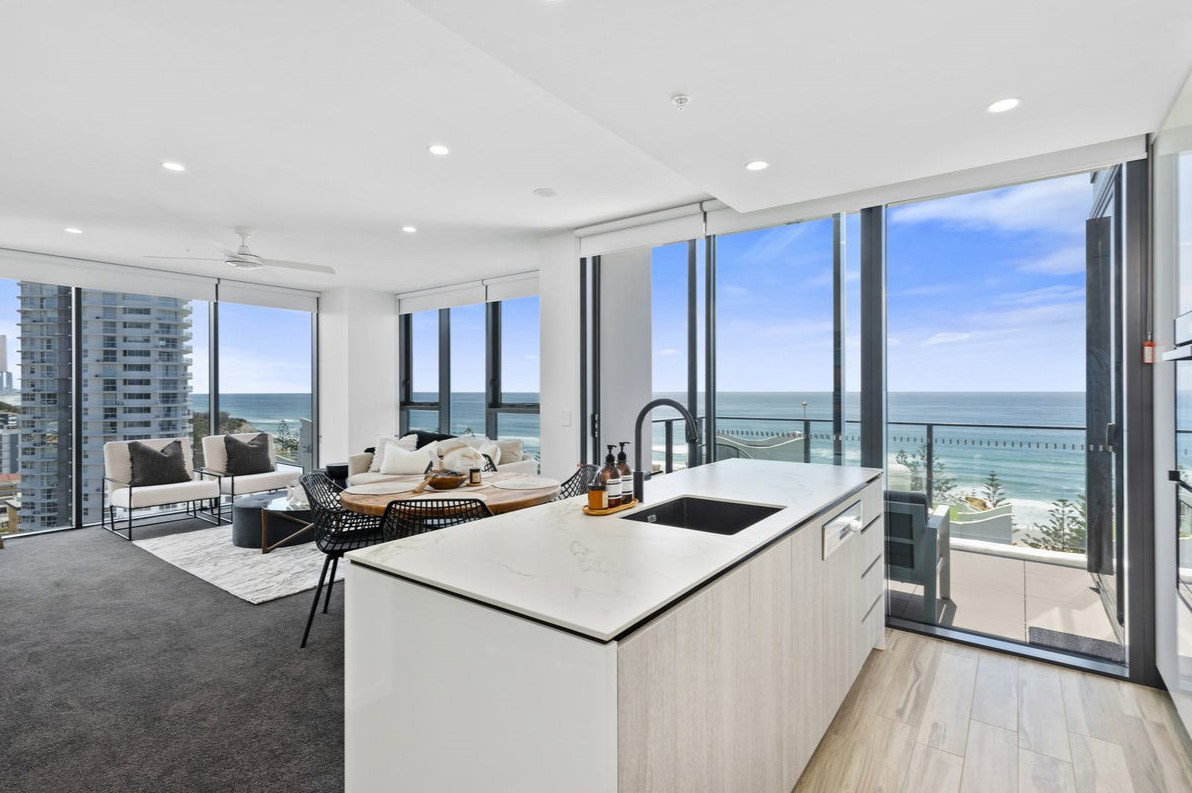 Furnished 2 Bedroom House in Burleigh Heads