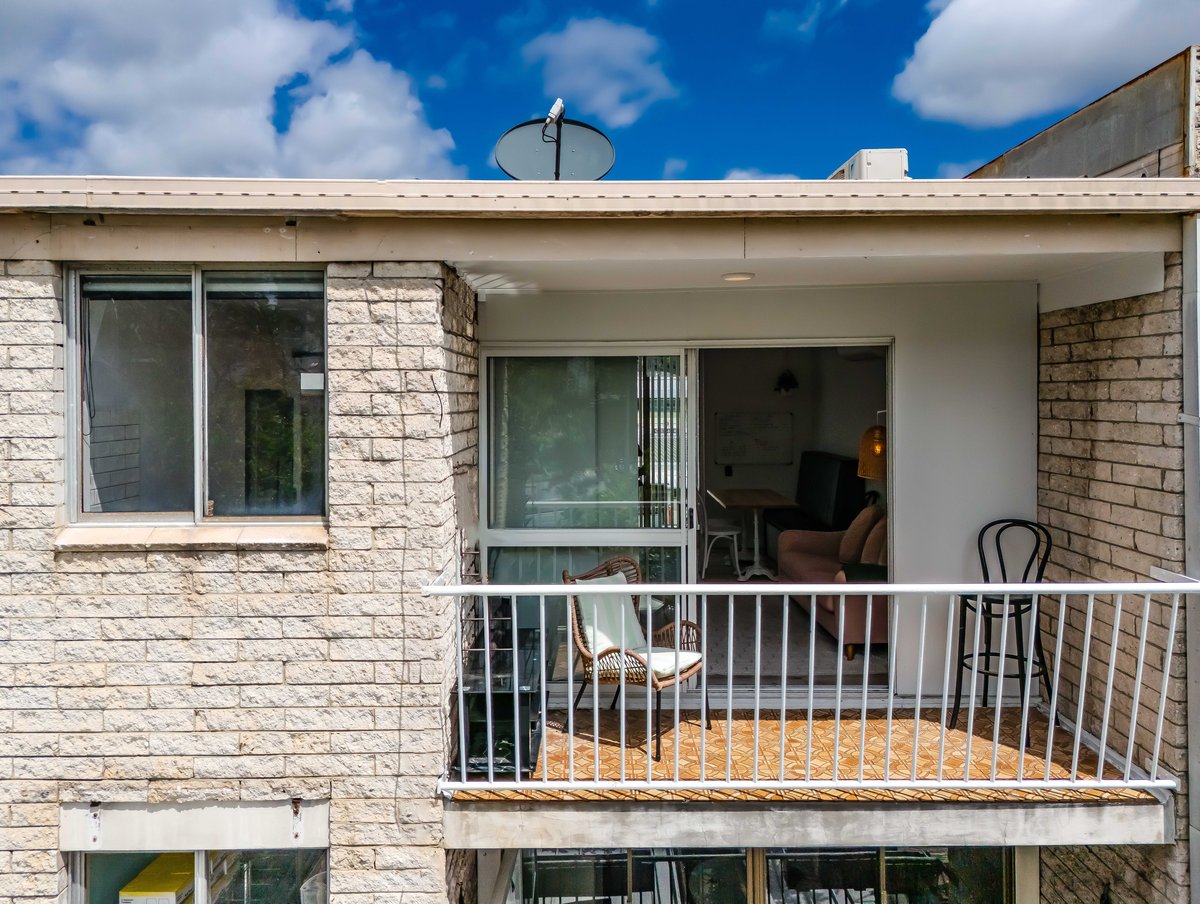 Furnished 2 Bedroom House in Burleigh Heads