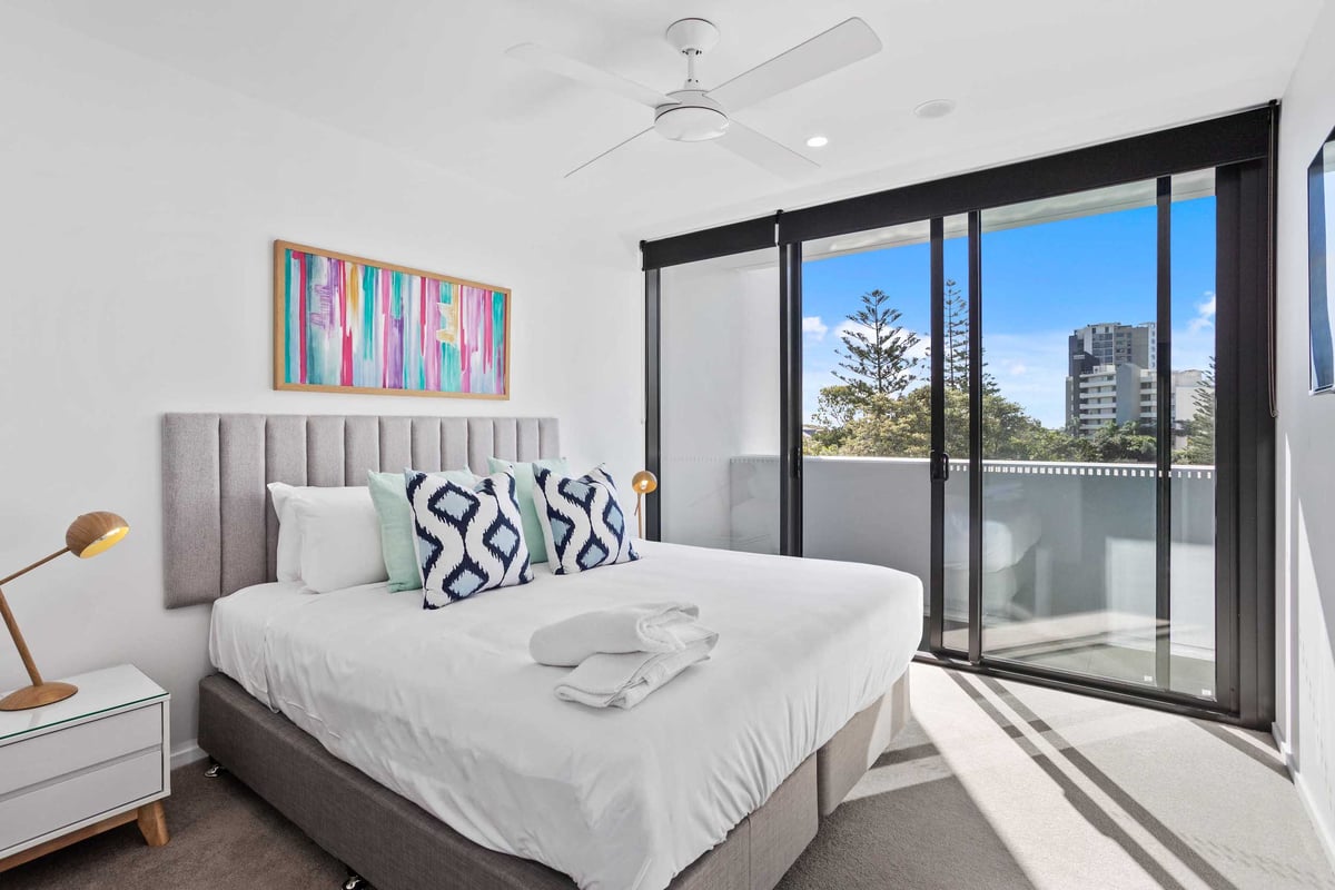 Furnished 2 Bedroom House in Burleigh Heads