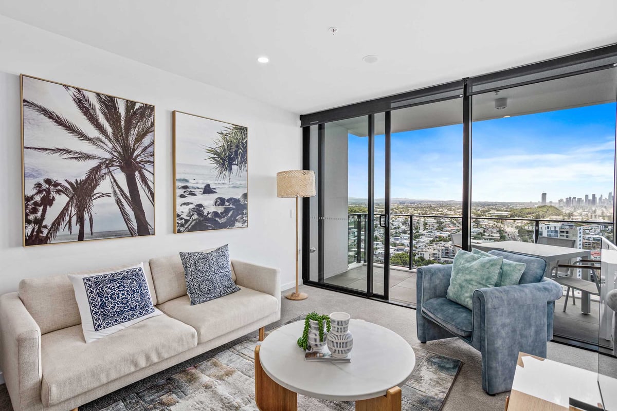 Furnished 2 Bedroom House in Burleigh Heads