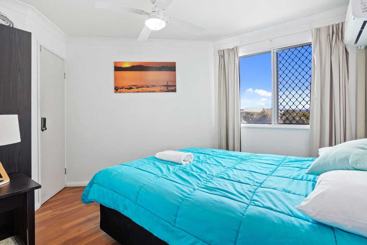 Furnished 2 Bedroom House in Burleigh Heads