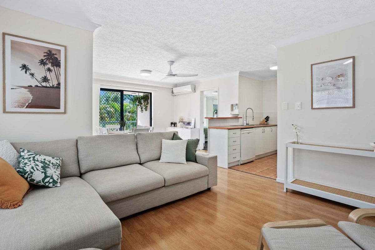 Furnished 2 Bedroom House in Burleigh Heads