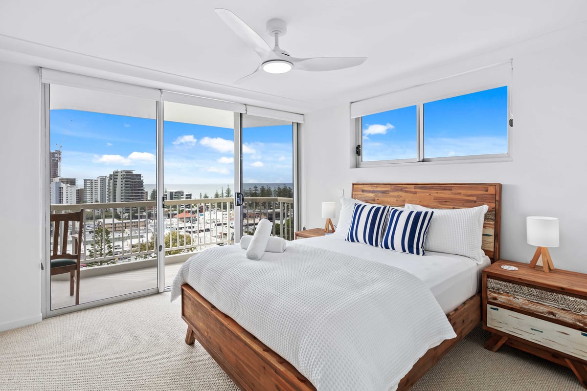 Furnished 2 Bedroom House in Burleigh Heads