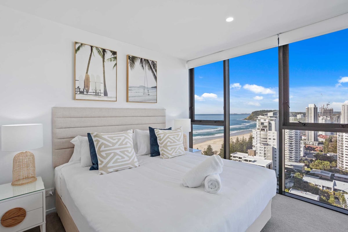 Furnished 2 Bedroom House in Burleigh Heads