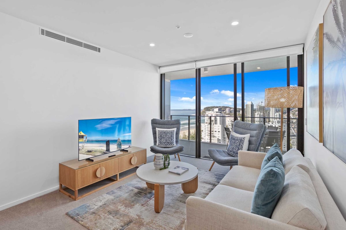 Furnished 2 Bedroom House in Burleigh Heads