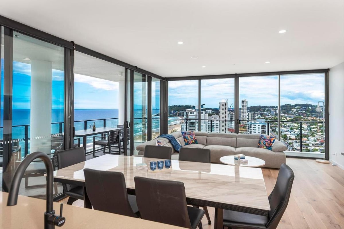 Furnished 3 Bedroom House in Burleigh Heads