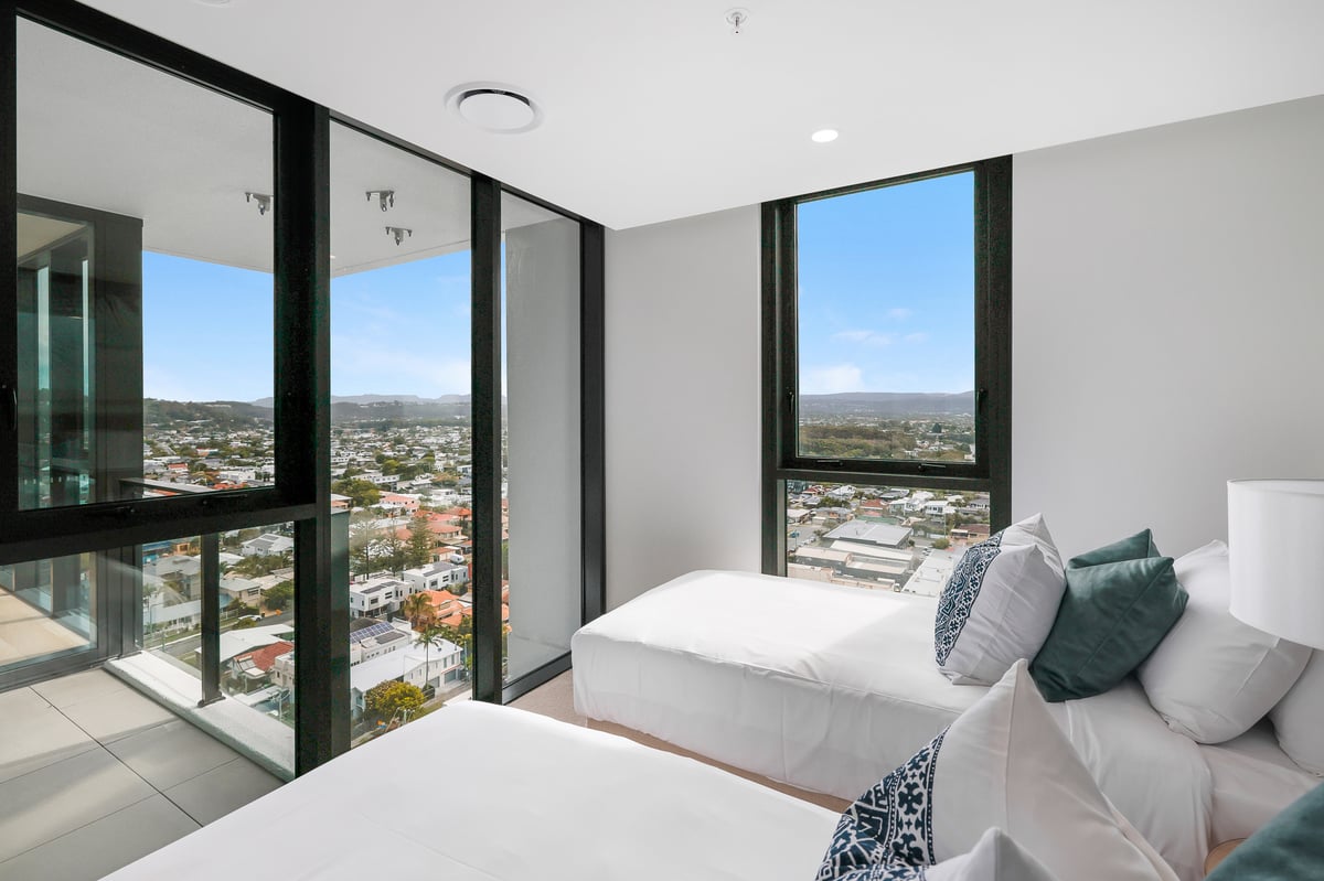 Furnished 2 Bedroom House in Burleigh Heads