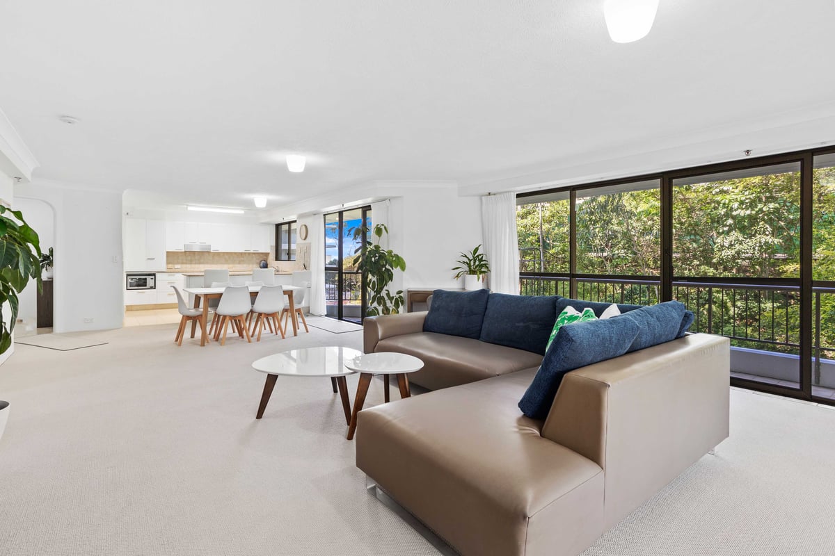 Furnished 2 Bedroom House in Burleigh Heads