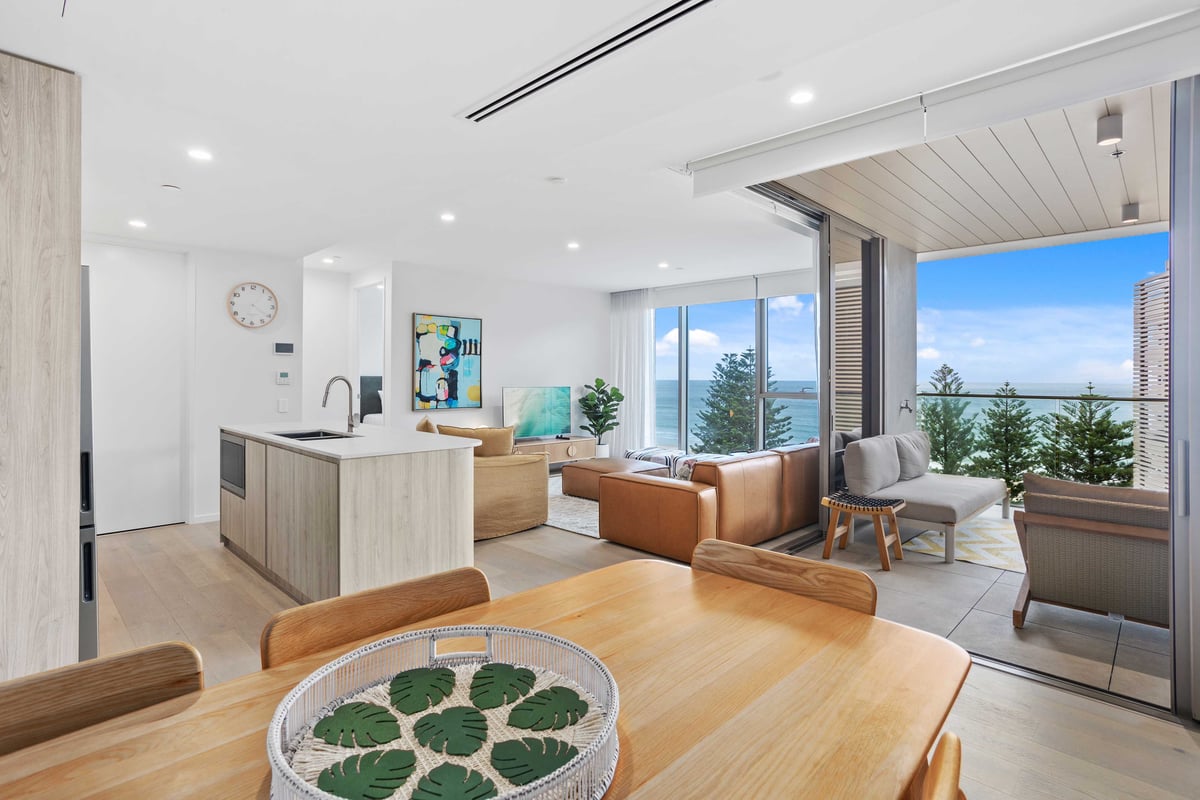 Furnished 2 Bedroom House in Burleigh Heads