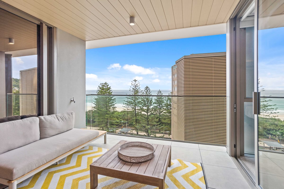 Furnished 2 Bedroom House in Burleigh Heads