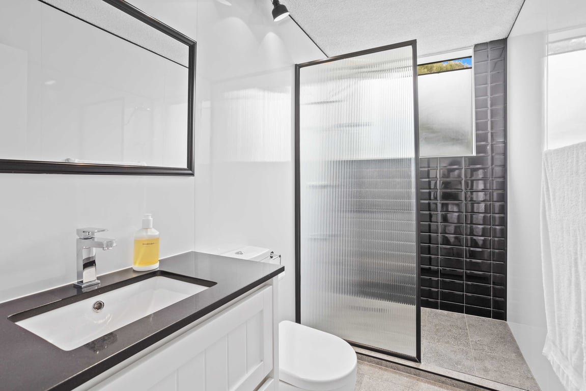 Furnished 3 Bedroom House in Burleigh Heads