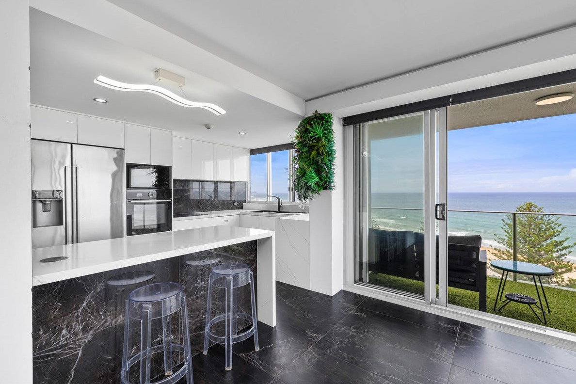 Furnished 2 Bedroom House in Burleigh Heads