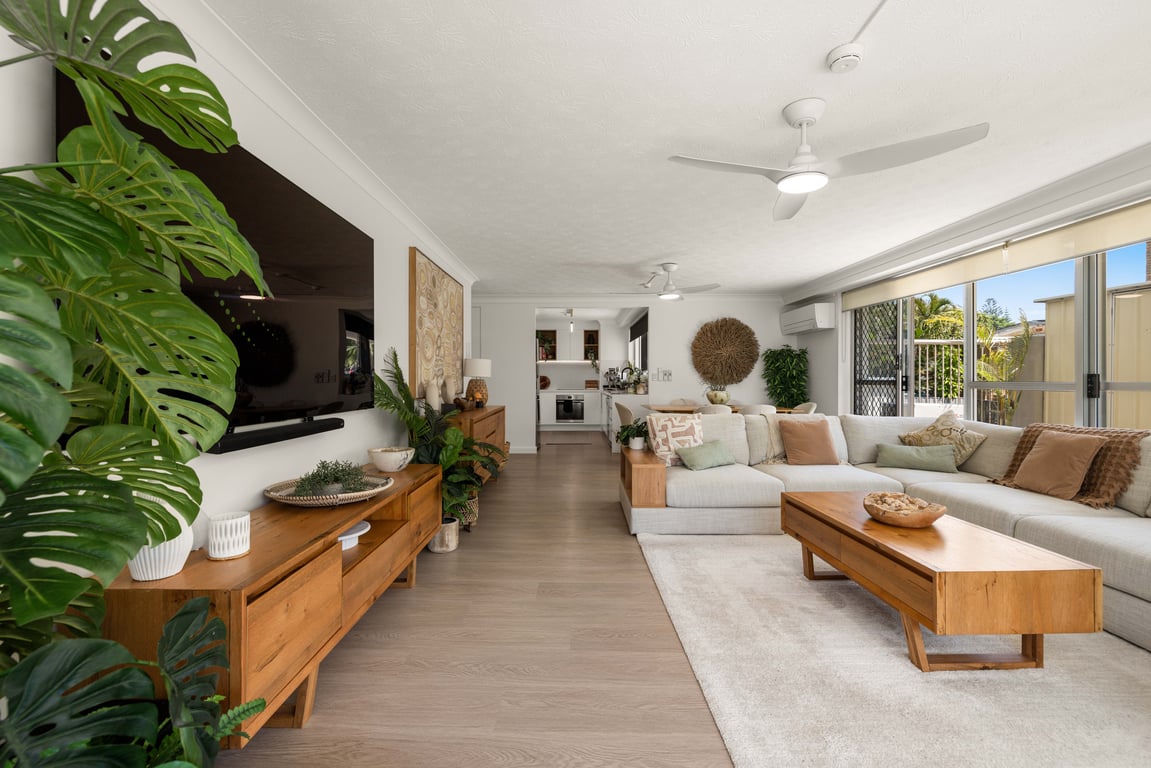 Furnished 3 Bedroom House in Burleigh Heads