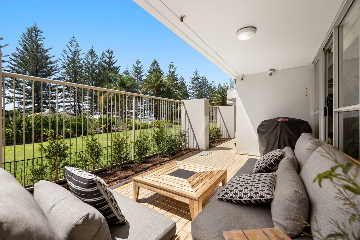 Furnished 3 Bedroom House in Burleigh Heads
