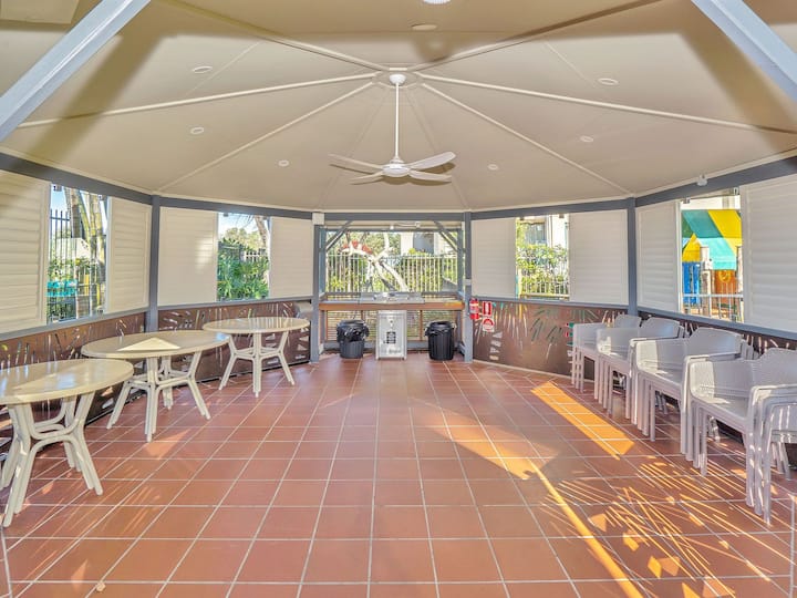 Furnished 2 Bedroom House in Palm Beach