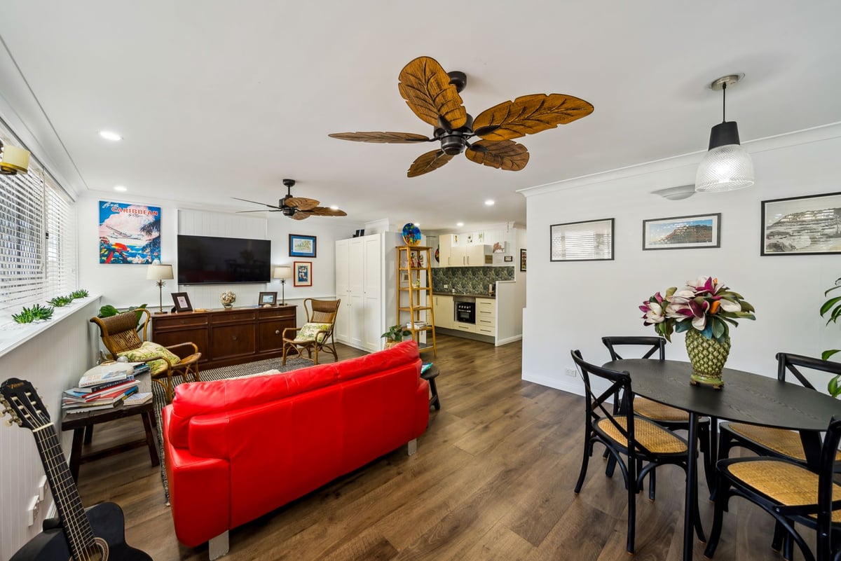 Furnished 1 Bedroom House in Burleigh Heads