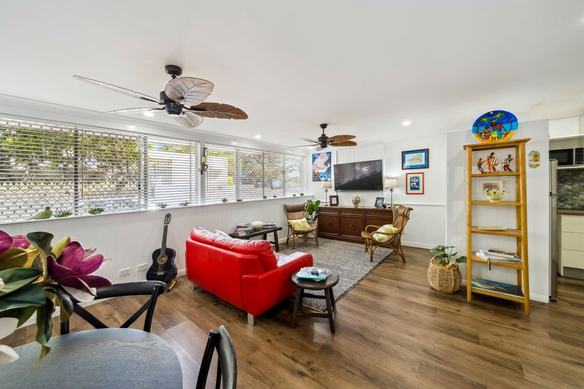 Furnished 1 Bedroom House in Burleigh Heads