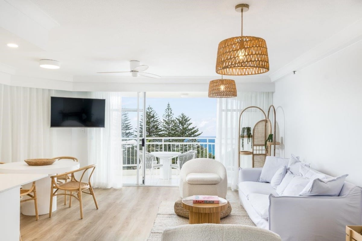 Furnished 2 Bedroom House in Burleigh Heads